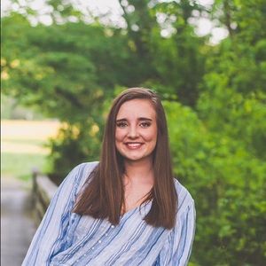 Meet your Posher, Carly